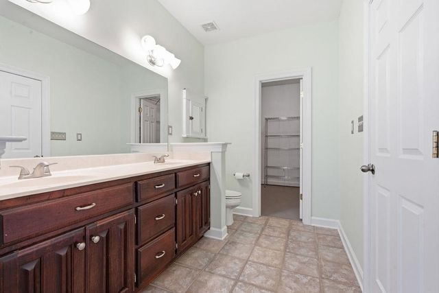 4450 ABERTON DR, Southaven, MS 38672