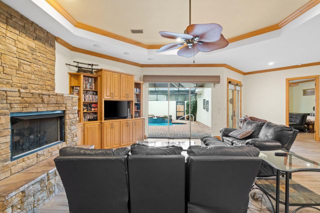831 Coldwater Creek Circle, Niceville, FL 32578