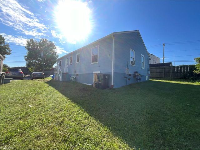 720 Warren Street B, Greensboro, NC 27403