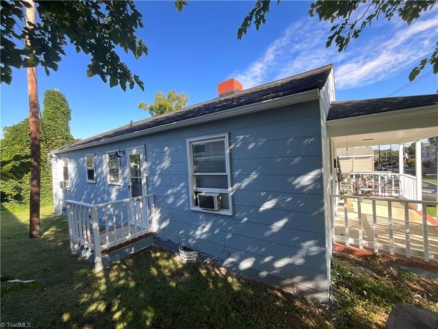 720 Warren Street B, Greensboro, NC 27403