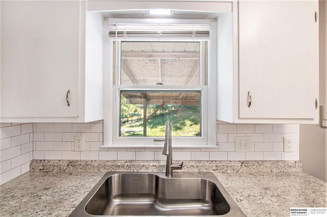 5647 Ruggles Street, Omaha, NE 68104