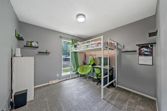 8209 W 56th Terrace, Merriam, KS 66202
