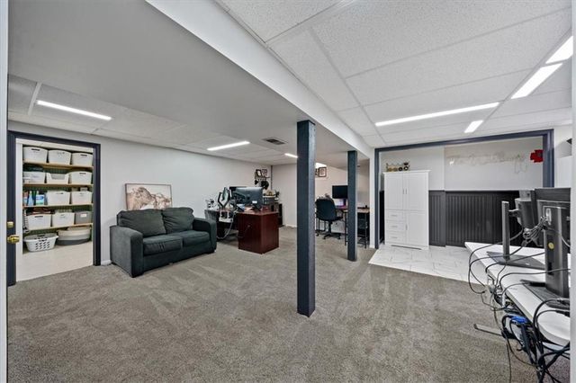 8209 W 56th Terrace, Merriam, KS 66202
