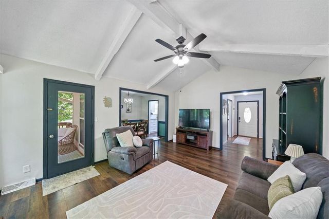 8209 W 56th Terrace, Merriam, KS 66202