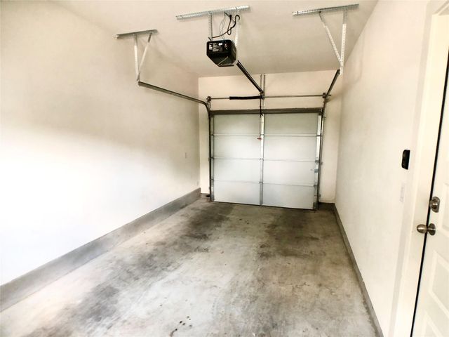 3007 E 12th ST 2, Austin, TX 78702