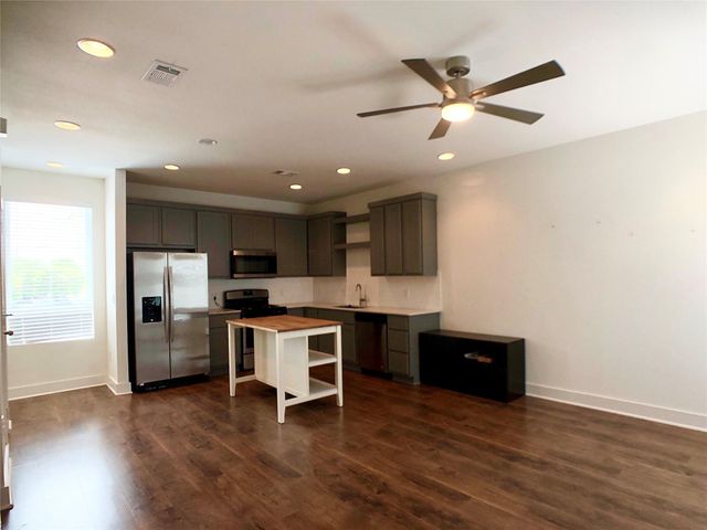 3007 E 12th ST 2, Austin, TX 78702