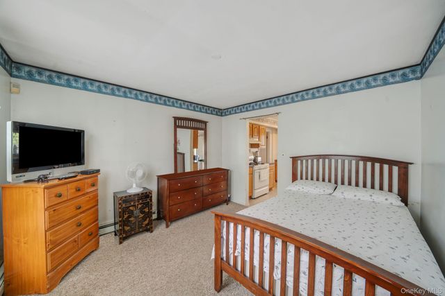 75 2nd Place, Central Islip, NY 11722