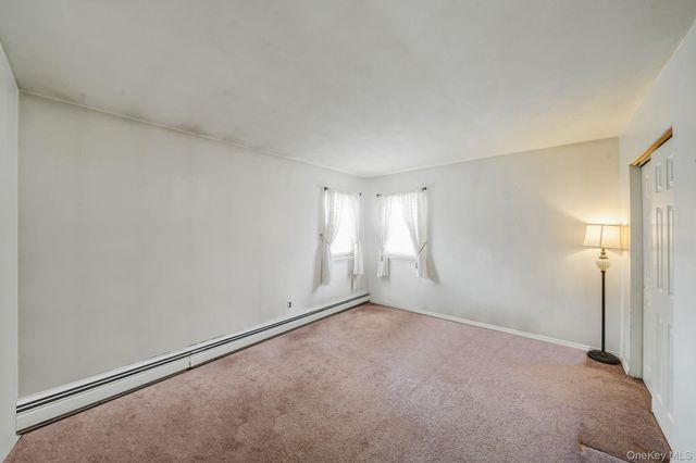 75 2nd Place, Central Islip, NY 11722