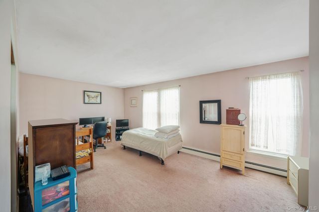 75 2nd Place, Central Islip, NY 11722