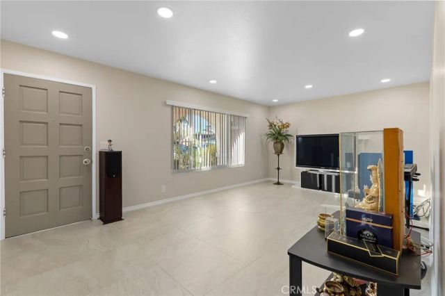 520 S Adria Street, Anaheim, CA 92802
