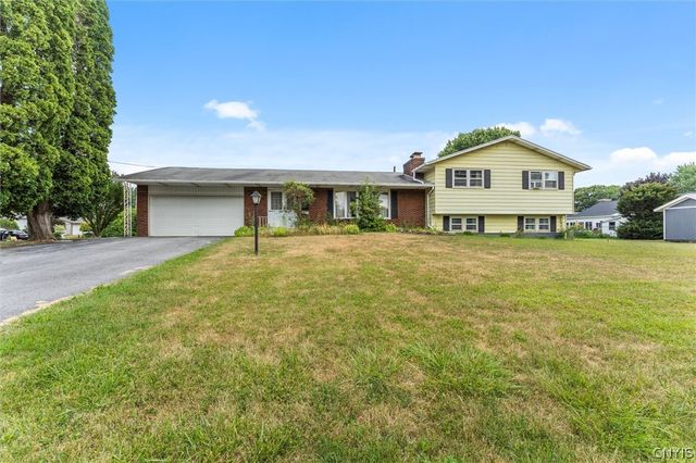 125 Colony Park Drive, Salina, NY 13088