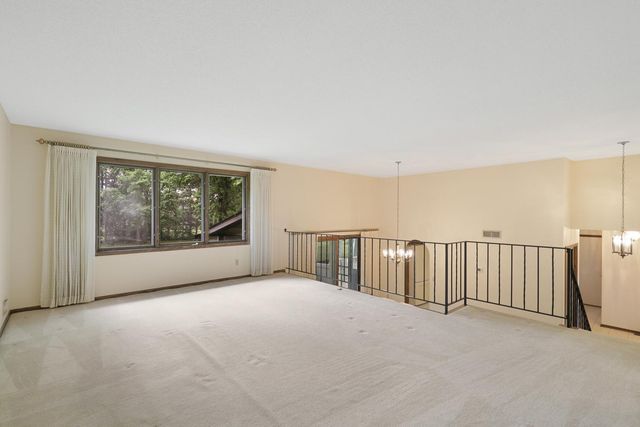 8600 176th Avenue NW, Anoka, MN 55303