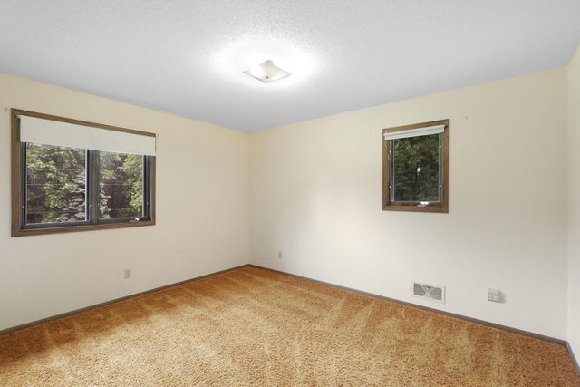 8600 176th Avenue NW, Anoka, MN 55303