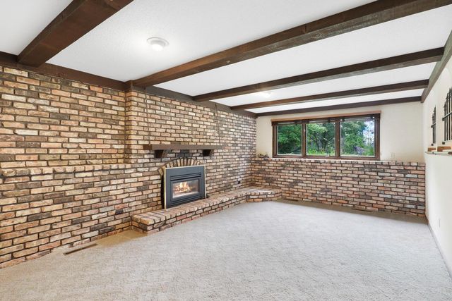 8600 176th Avenue NW, Anoka, MN 55303