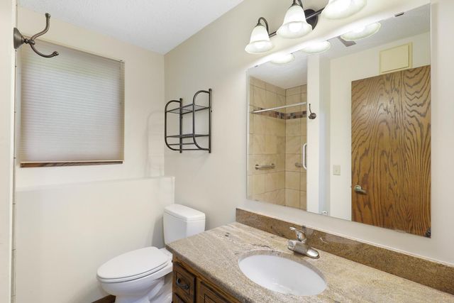 8600 176th Avenue NW, Anoka, MN 55303