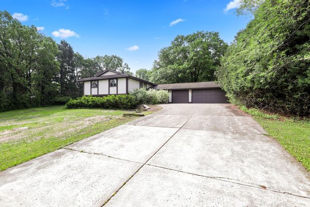 8600 176th Avenue NW, Anoka, MN 55303
