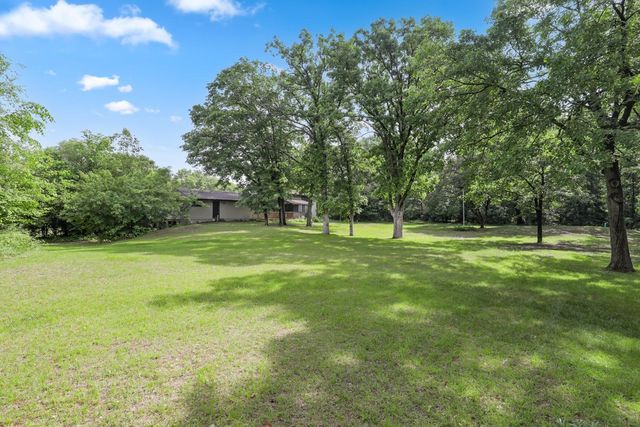 8600 176th Avenue NW, Anoka, MN 55303