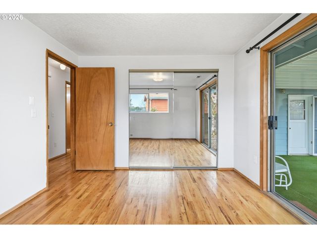 1720 JANSEN Way, Woodburn, OR 97071