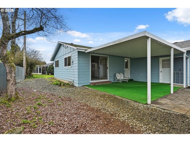 1720 JANSEN Way, Woodburn, OR 97071