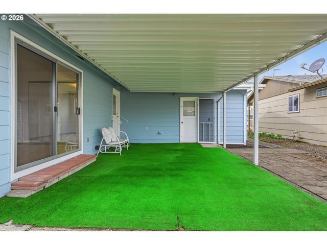 1720 JANSEN Way, Woodburn, OR 97071