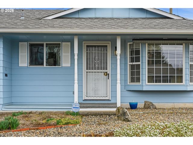 1720 JANSEN Way, Woodburn, OR 97071