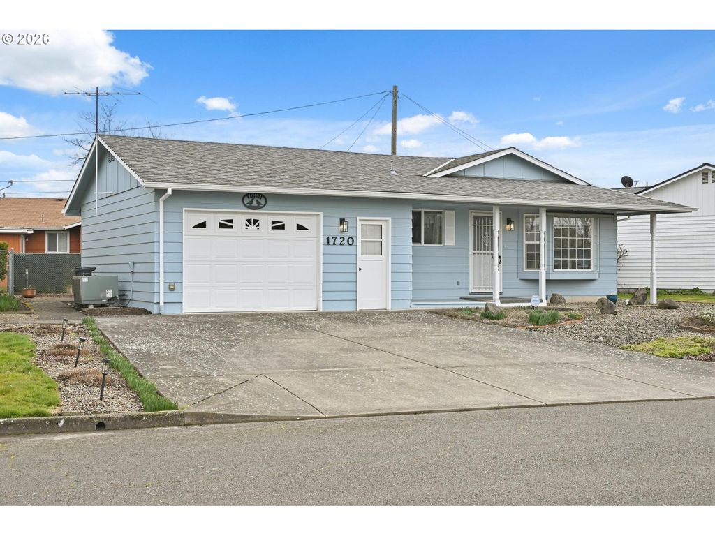 1720 JANSEN Way, Woodburn, OR 97071