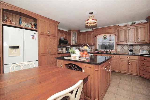 33670 SE 31 Highway, Kincaid, KS 66039