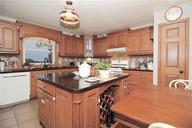 33670 SE 31 Highway, Kincaid, KS 66039