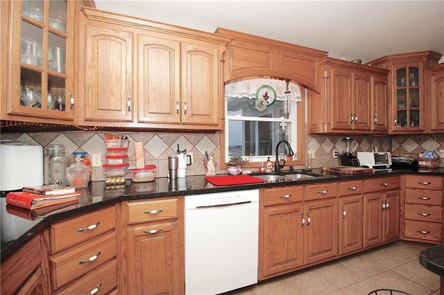 33670 SE 31 Highway, Kincaid, KS 66039