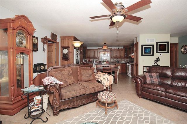 33670 SE 31 Highway, Kincaid, KS 66039