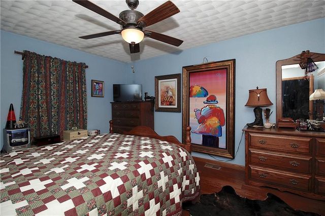 33670 SE 31 Highway, Kincaid, KS 66039