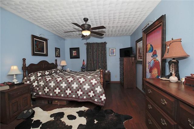 33670 SE 31 Highway, Kincaid, KS 66039