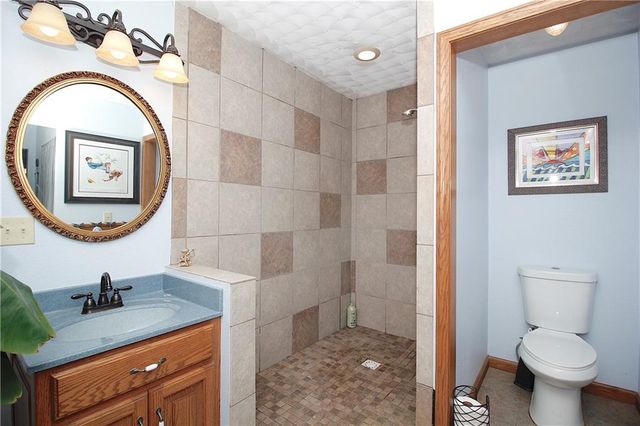 33670 SE 31 Highway, Kincaid, KS 66039