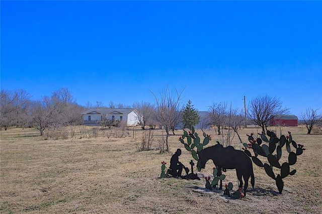 33670 SE 31 Highway, Kincaid, KS 66039