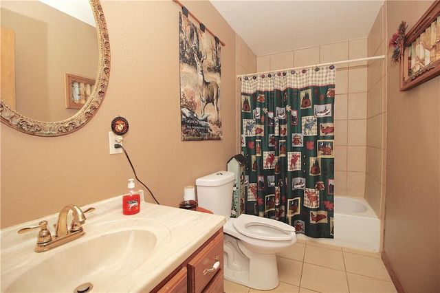 33670 SE 31 Highway, Kincaid, KS 66039