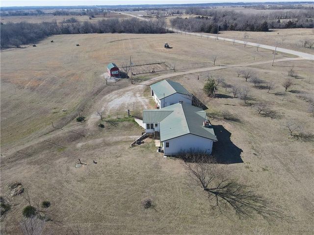 33670 SE 31 Highway, Kincaid, KS 66039