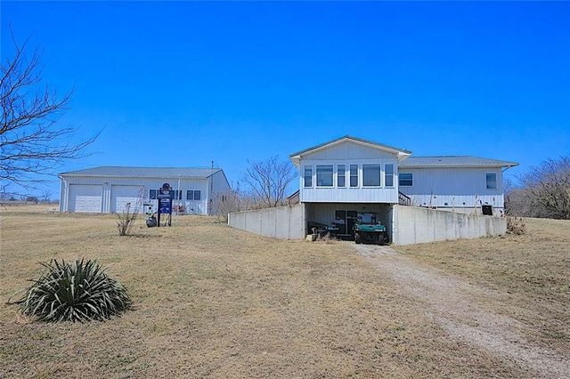 33670 SE 31 Highway, Kincaid, KS 66039