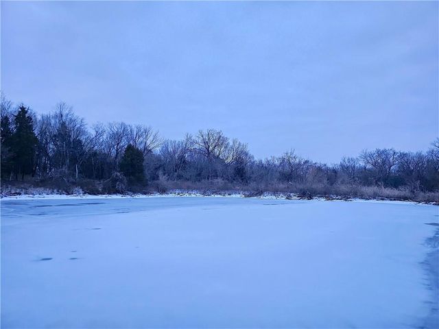 33670 SE 31 Highway, Kincaid, KS 66039