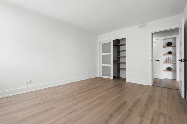 6301 N Sheridan Road 12C, Chicago, IL 60660