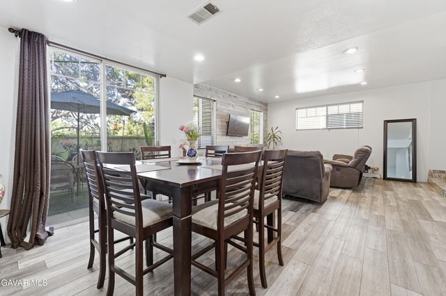 517 Orange Grove Place, Pasadena, CA 91103