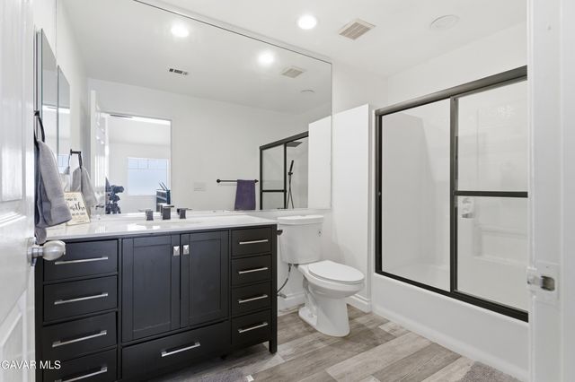517 Orange Grove Place, Pasadena, CA 91103