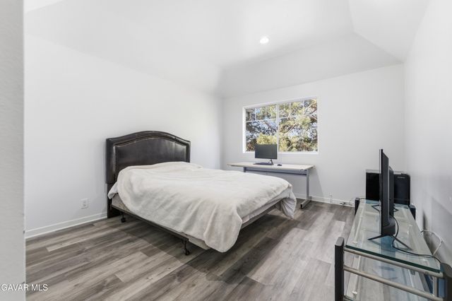 517 Orange Grove Place, Pasadena, CA 91103