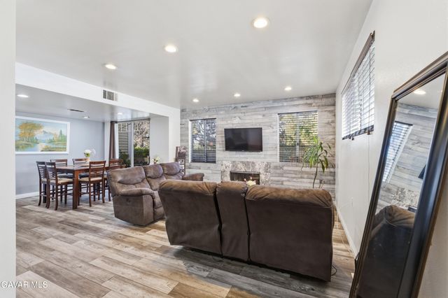 517 Orange Grove Place, Pasadena, CA 91103
