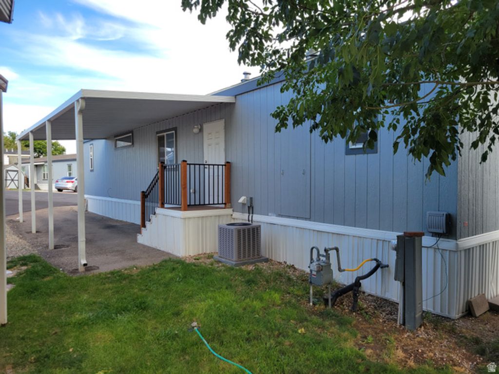 156 CUSHING WAY, Layton, UT 84041 — photo 4