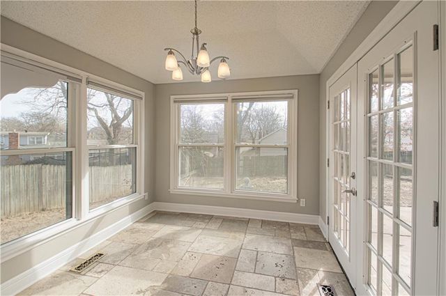 4505 NW 79th Terrace, Kansas City, MO 64151