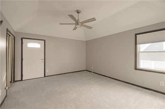 4505 NW 79th Terrace, Kansas City, MO 64151