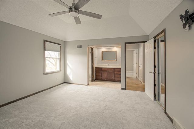 4505 NW 79th Terrace, Kansas City, MO 64151