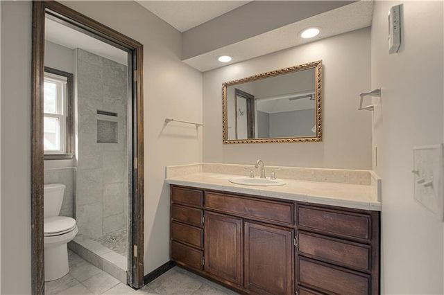 4505 NW 79th Terrace, Kansas City, MO 64151