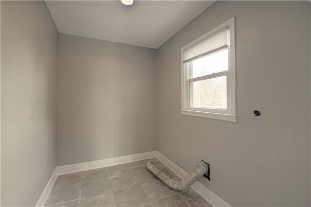 4505 NW 79th Terrace, Kansas City, MO 64151