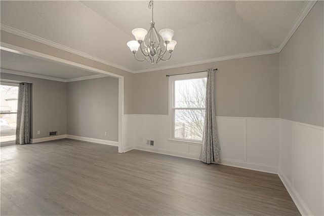 4505 NW 79th Terrace, Kansas City, MO 64151